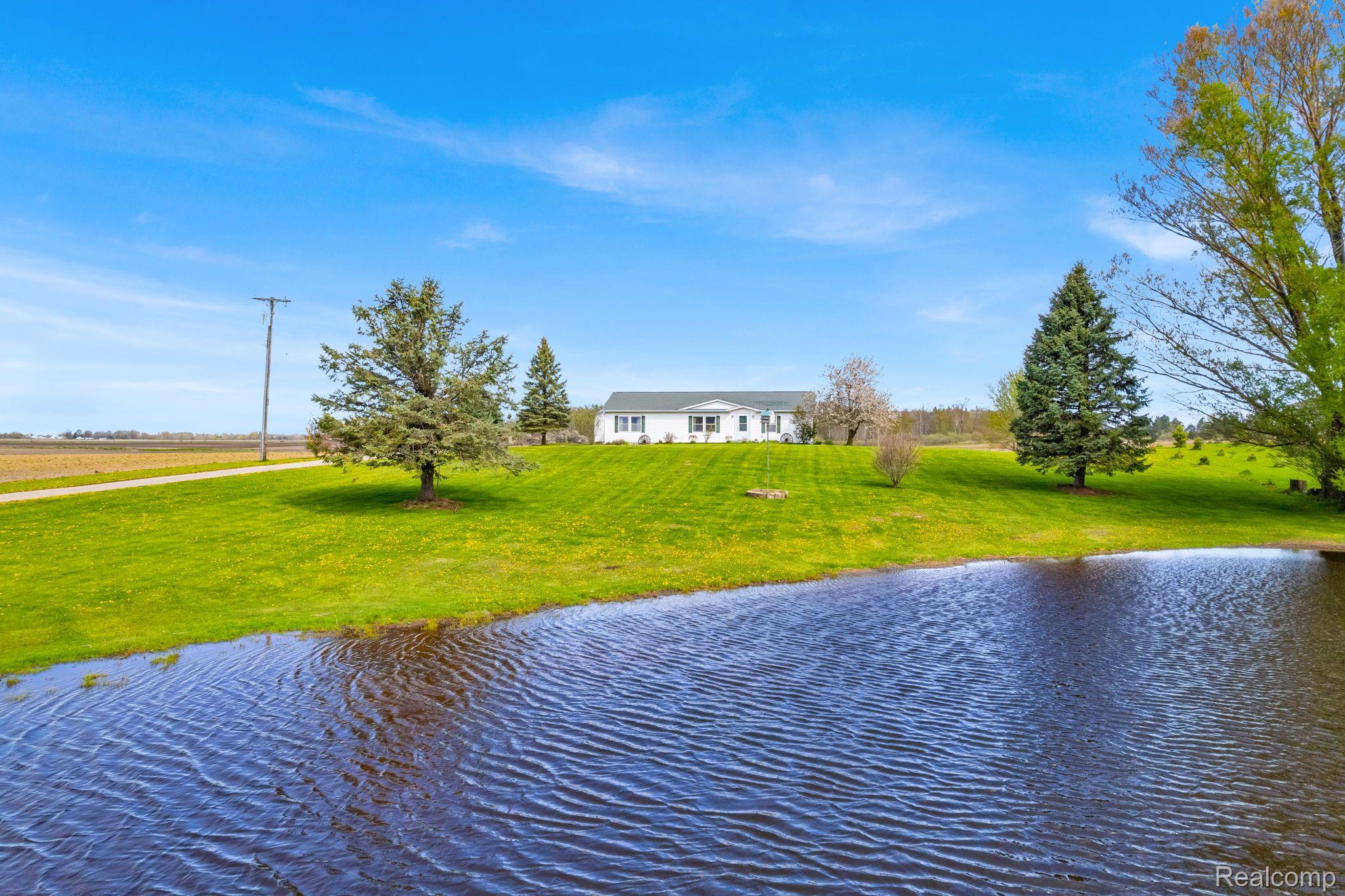 2326 West Burns Line Road Brown City, MI 48416 - Photo 5 of 51