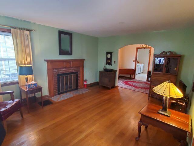 Check out these Hardwood Floors