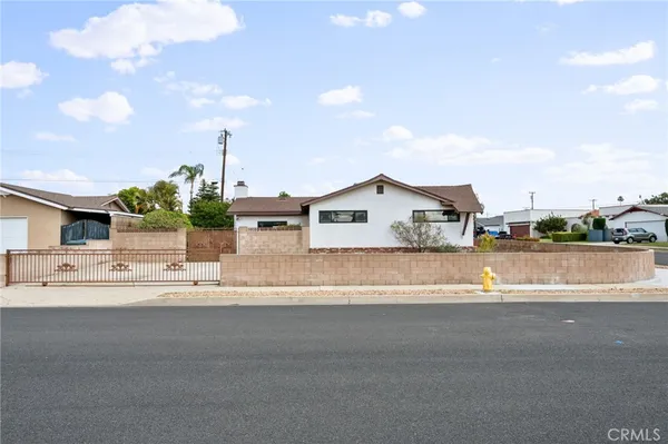 $819,900 | 257 West Carter Drive, Glendora, CA 91740