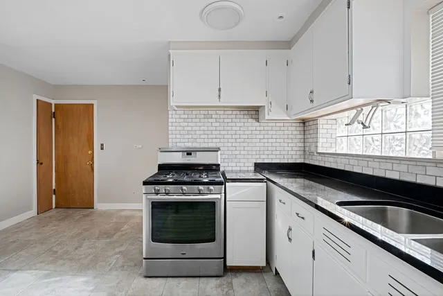 $475,000 | 7303 North Kildare Avenue, Lincolnwood, IL 60712