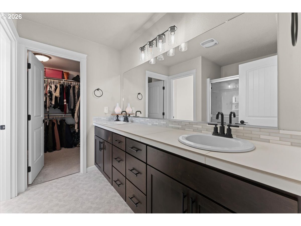 59551 Emerald Loop St. Helens, OR 97051 - Photo 19 of 39