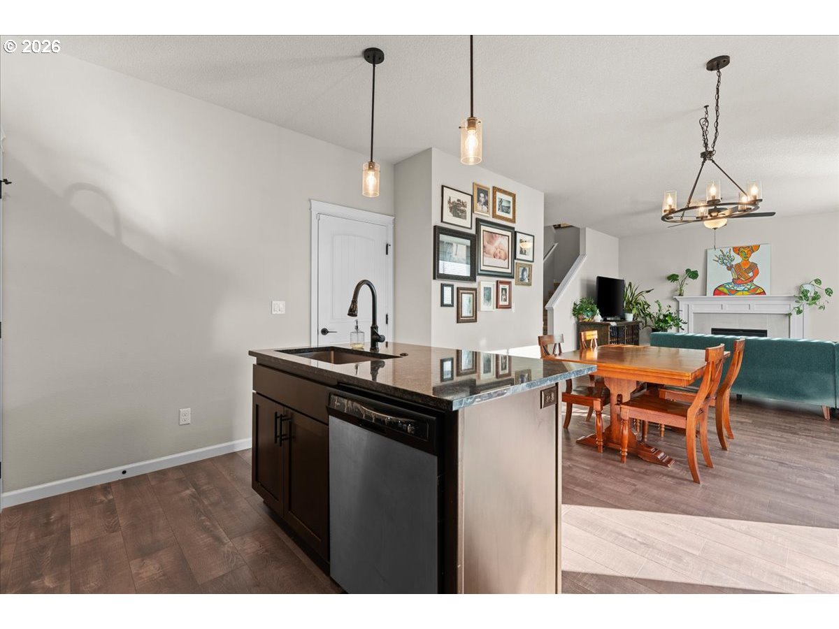 59551 Emerald Loop St. Helens, OR 97051 - Photo 6 of 39