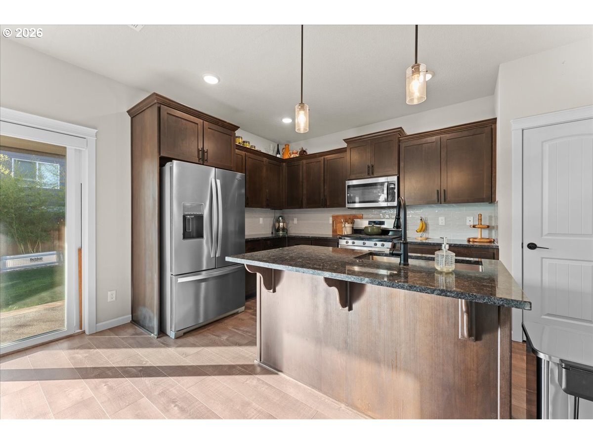 59551 Emerald Loop St. Helens, OR 97051 - Photo 10 of 39