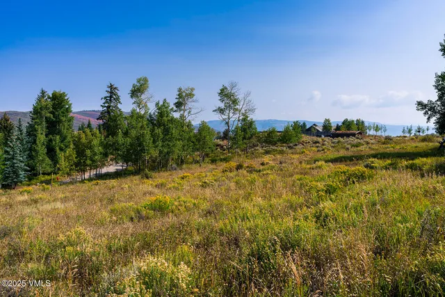 a view of an ocean view