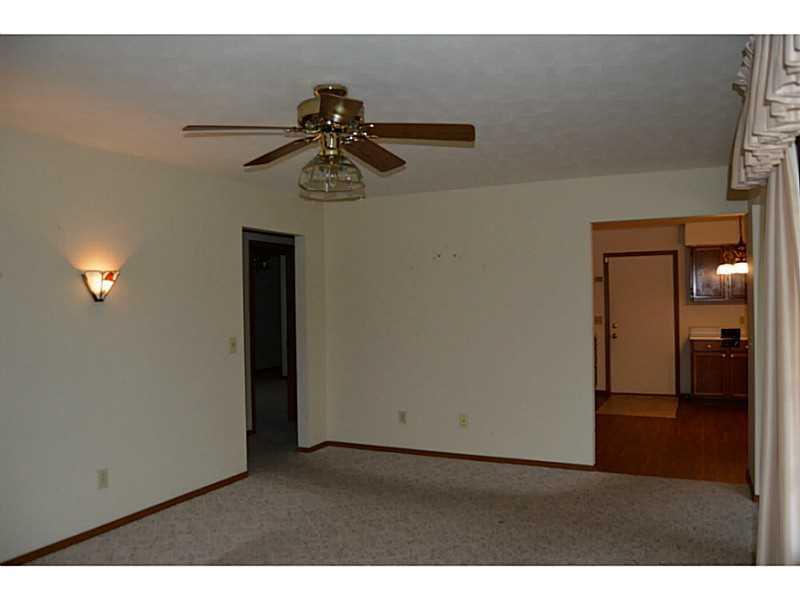 1129 Armsgate Road, Unit 135 Springfield, OH 45503 - Photo 5 of 10