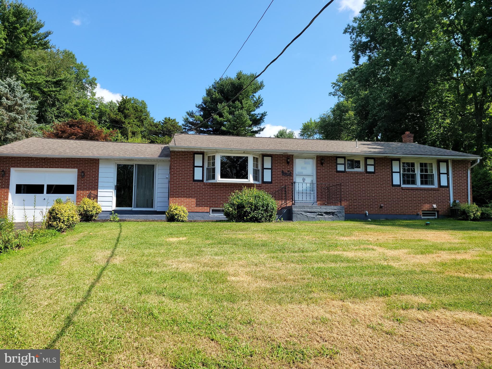 351 Longview Road Boyertown, PA 19512 - Photo 1 of 24 Gallery Image 1