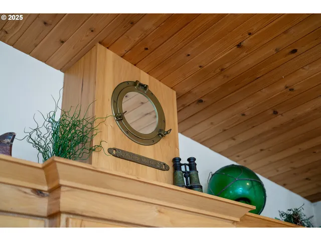 a view of a entryway