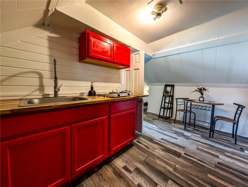 159 Warren Avenue Pawtucket, RI 02860 - Photo 32 of 40