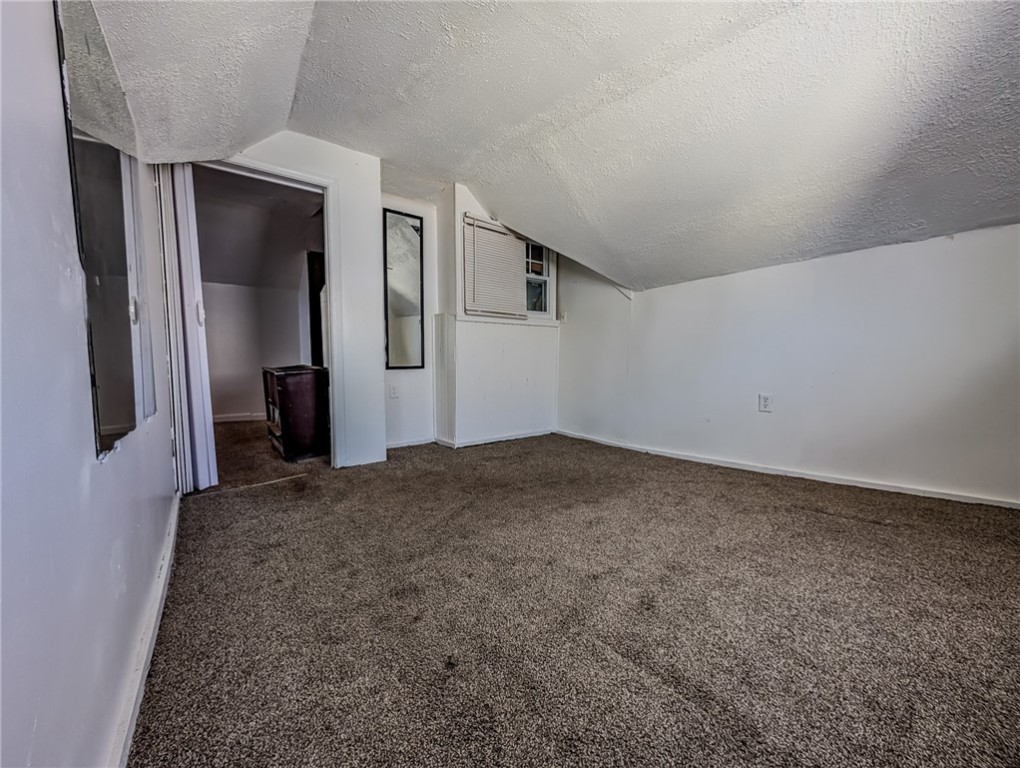 159 Warren Avenue Pawtucket, RI 02860 - Photo 36 of 40