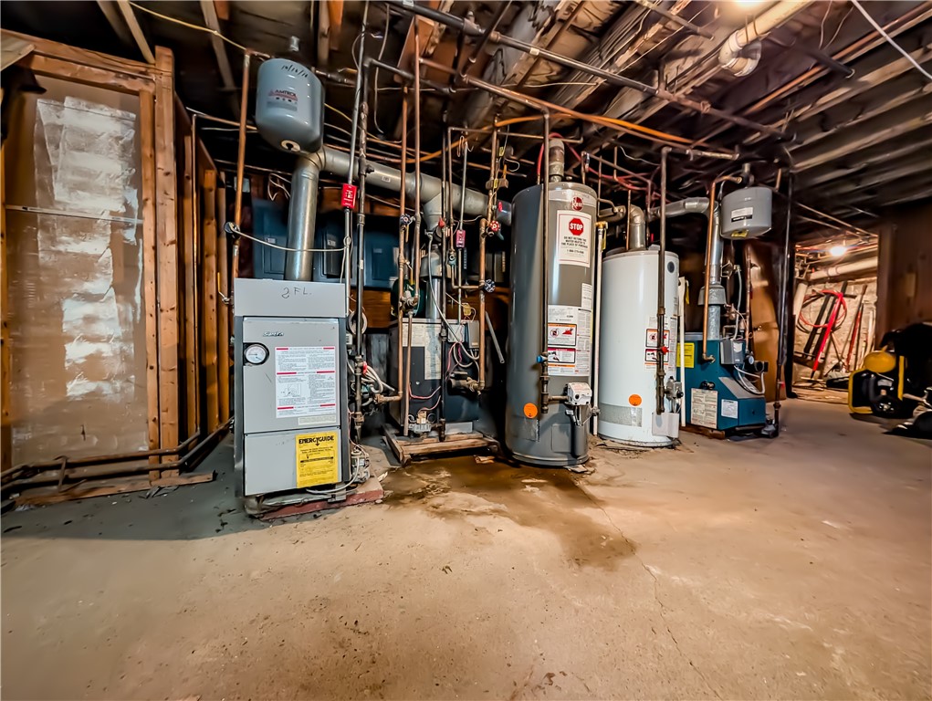 159 Warren Avenue Pawtucket, RI 02860 - Photo 37 of 40