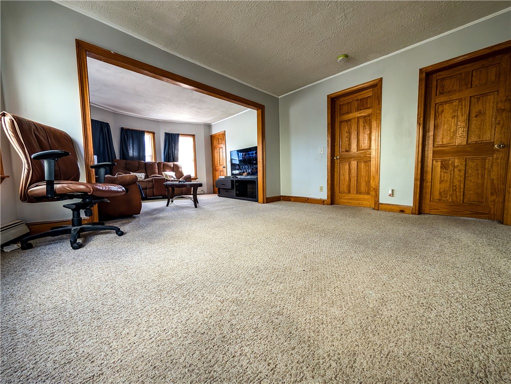 159 Warren Avenue Pawtucket, RI 02860 - Photo 4 of 40