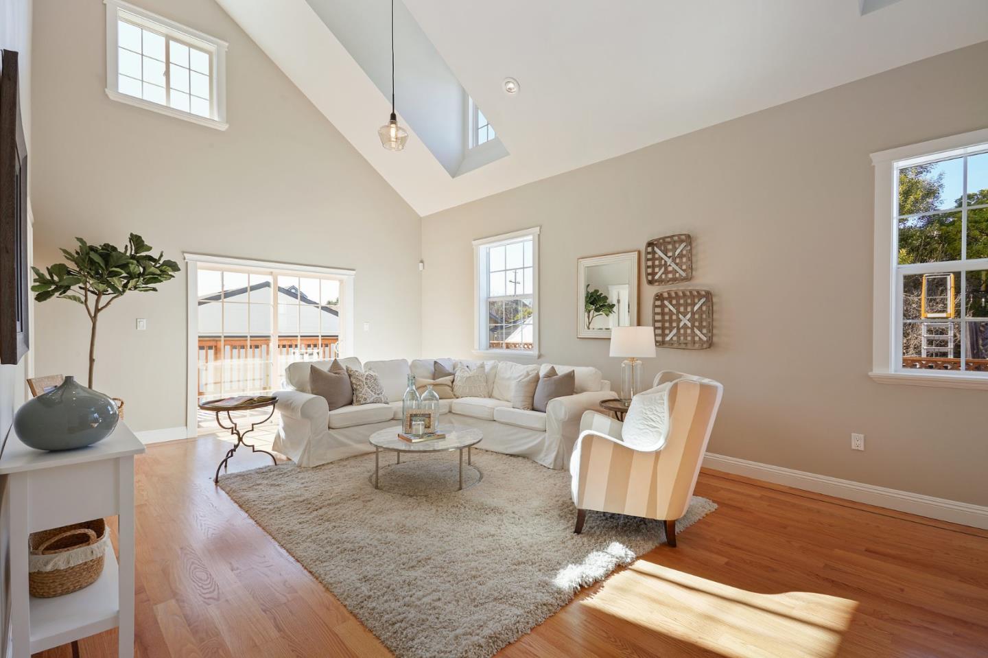 29 Bloomfield Road Burlingame, CA 94010 - Photo 19 of 54 a living room with furniture and a potted plant