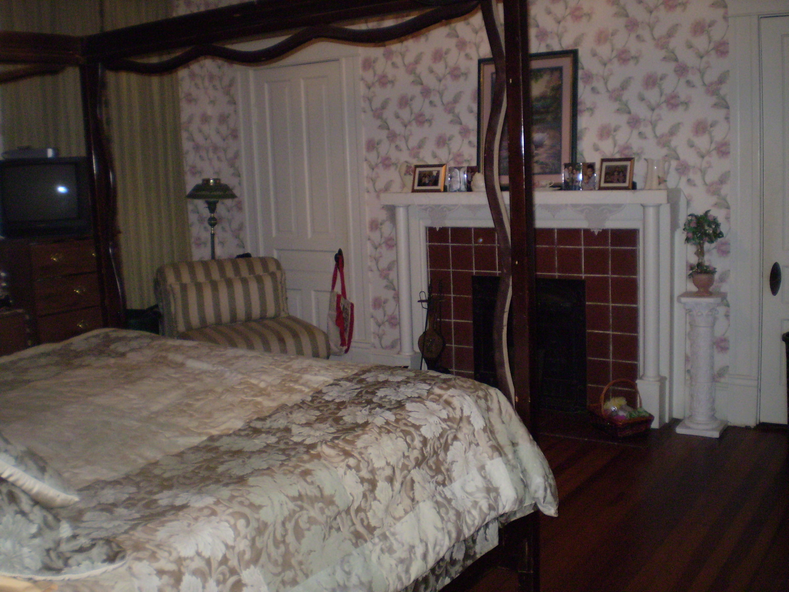 402 Rice Street Hamlet, NC 28345 - Photo 12 of 29 P8250016