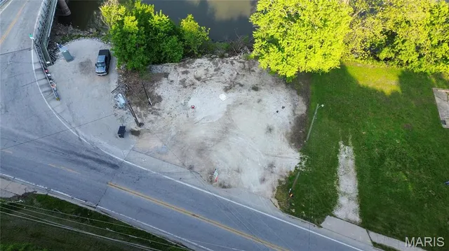 $45,000 | 311 South Park Street, Hardin, IL 62047