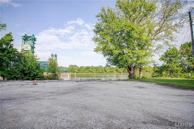 $45,000 | 311 South Park Street, Hardin, IL 62047