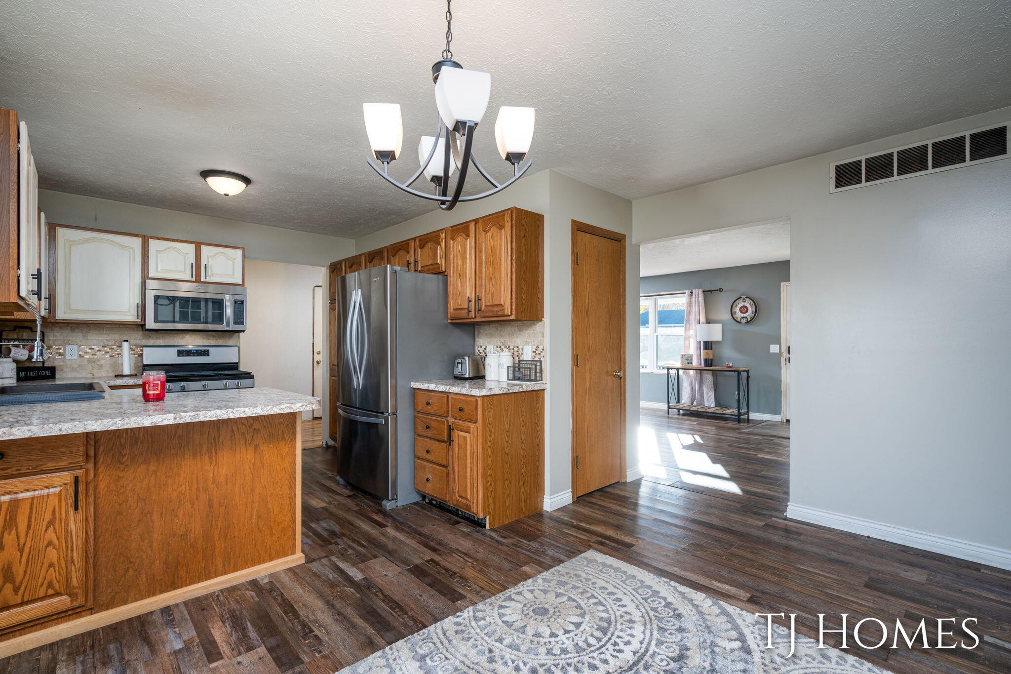 4351 Hickory View Court Wayland, MI 49348 - Photo 12 of 35 19-web-or-mls-4351 Hickory View Ct-19