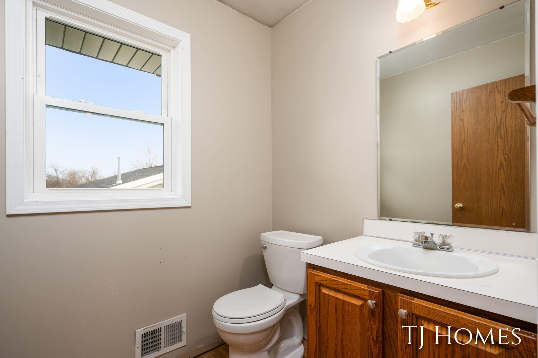 4351 Hickory View Court Wayland, MI 49348 - Photo 15 of 35 28-web-or-mls-4351 Hickory View-3