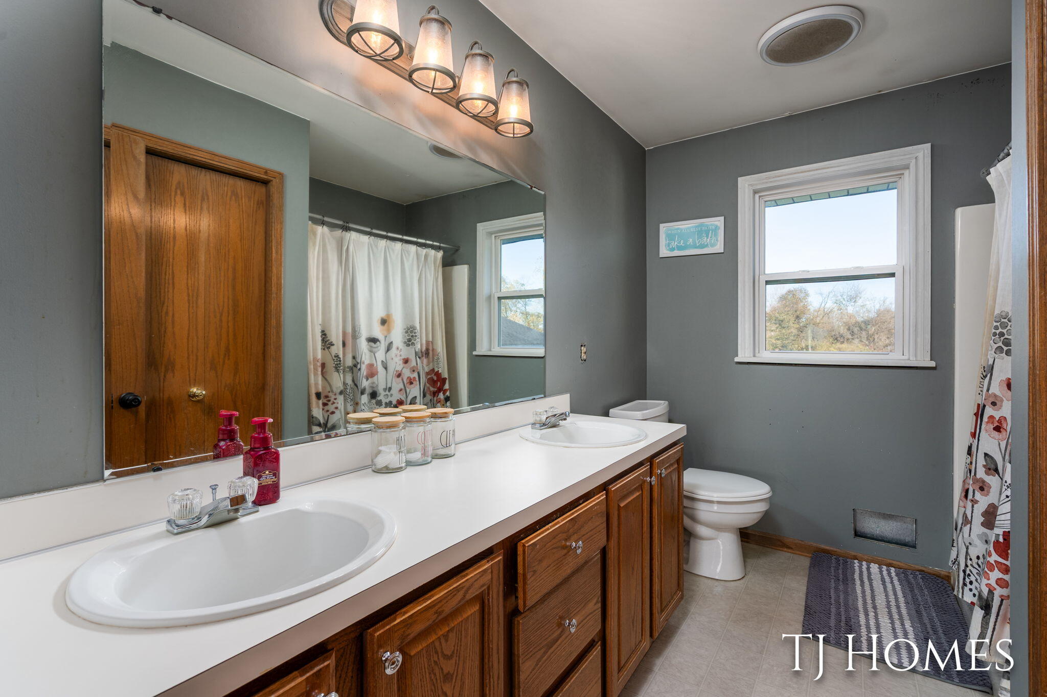 4351 Hickory View Court Wayland, MI 49348 - Photo 17 of 35 22-web-or-mls-4351 Hickory View Ct-22