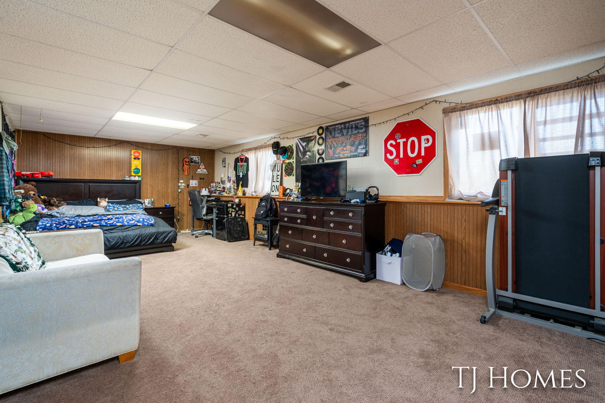 4351 Hickory View Court Wayland, MI 49348 - Photo 23 of 35 28-web-or-mls-4351 Hickory View Ct-28