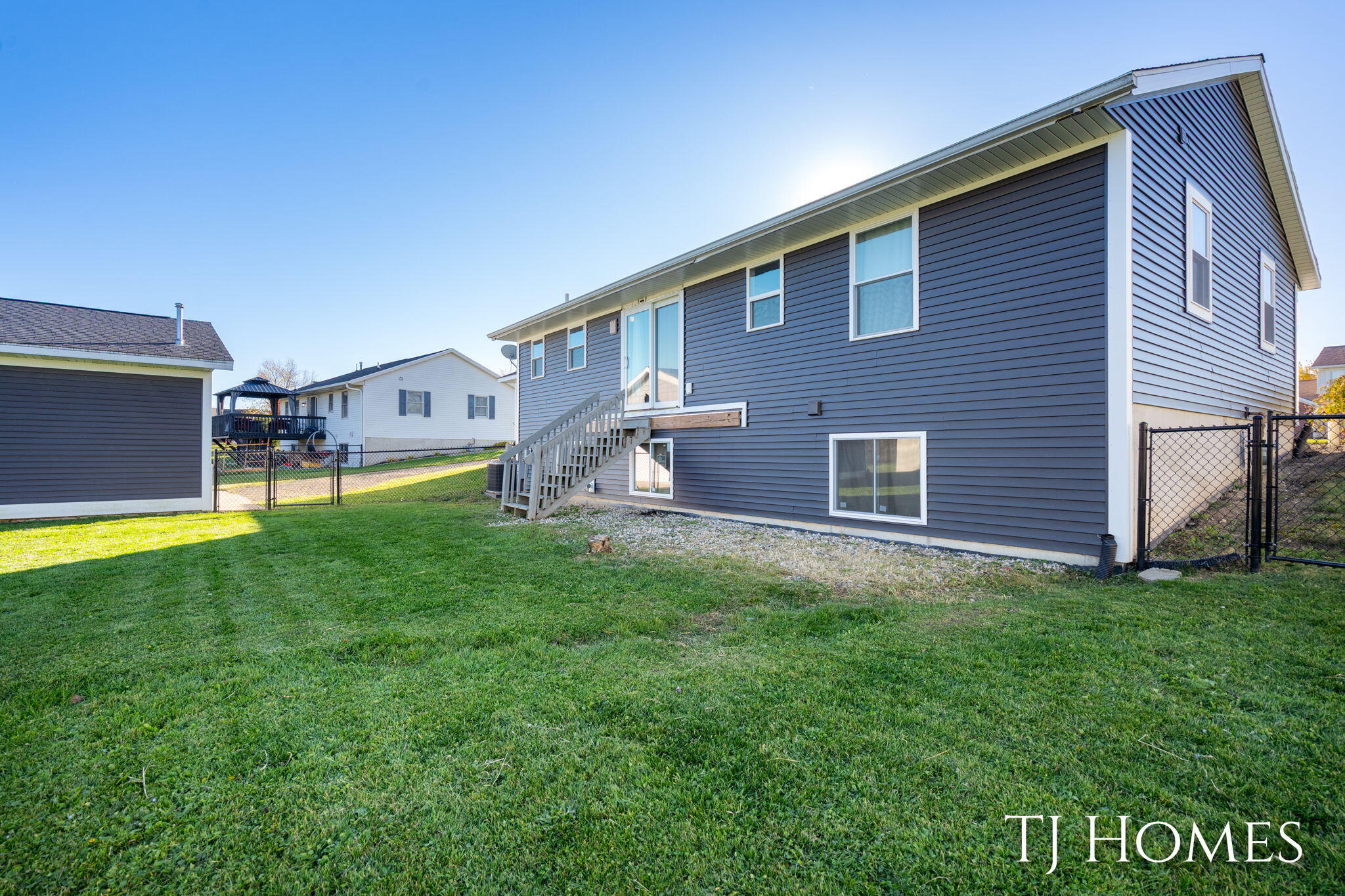 4351 Hickory View Court Wayland, MI 49348 - Photo 30 of 35 6-web-or-mls-4351 Hickory View Ct-6