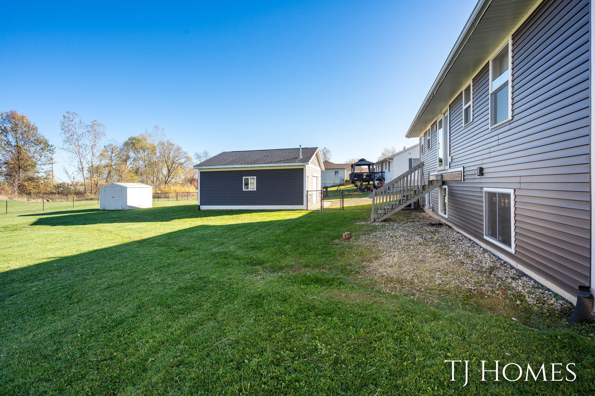 4351 Hickory View Court Wayland, MI 49348 - Photo 31 of 35 5-web-or-mls-4351 Hickory View Ct-5