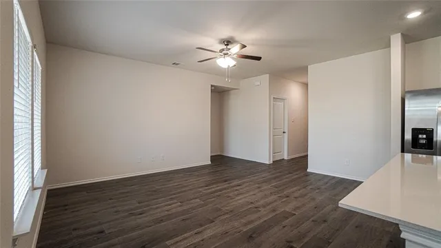 $2,100 | 404 Honey Locust Drive, Nevada, TX 75173