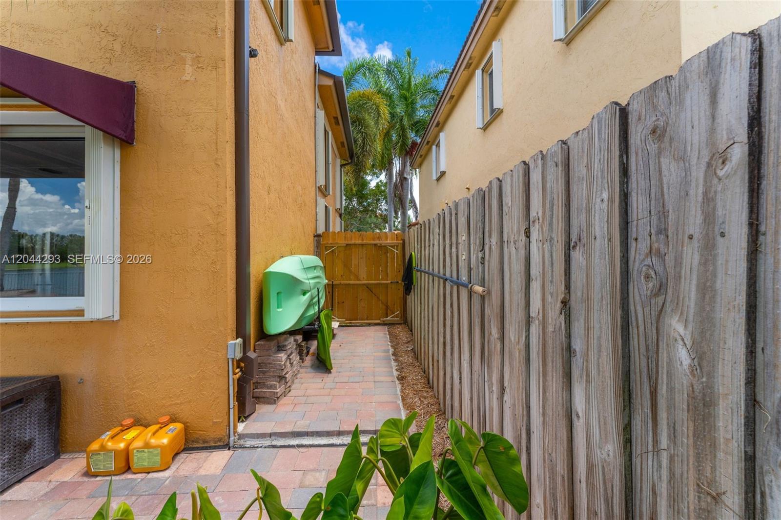 3906 Northeast 20th Street Homestead, FL 33033 - Photo 29 of 70