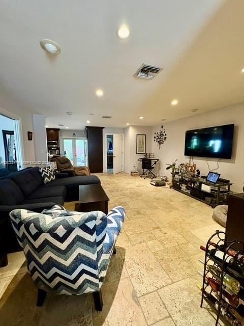9624 Southwest 79th Terrace Miami, FL 33173 - Photo 12 of 32