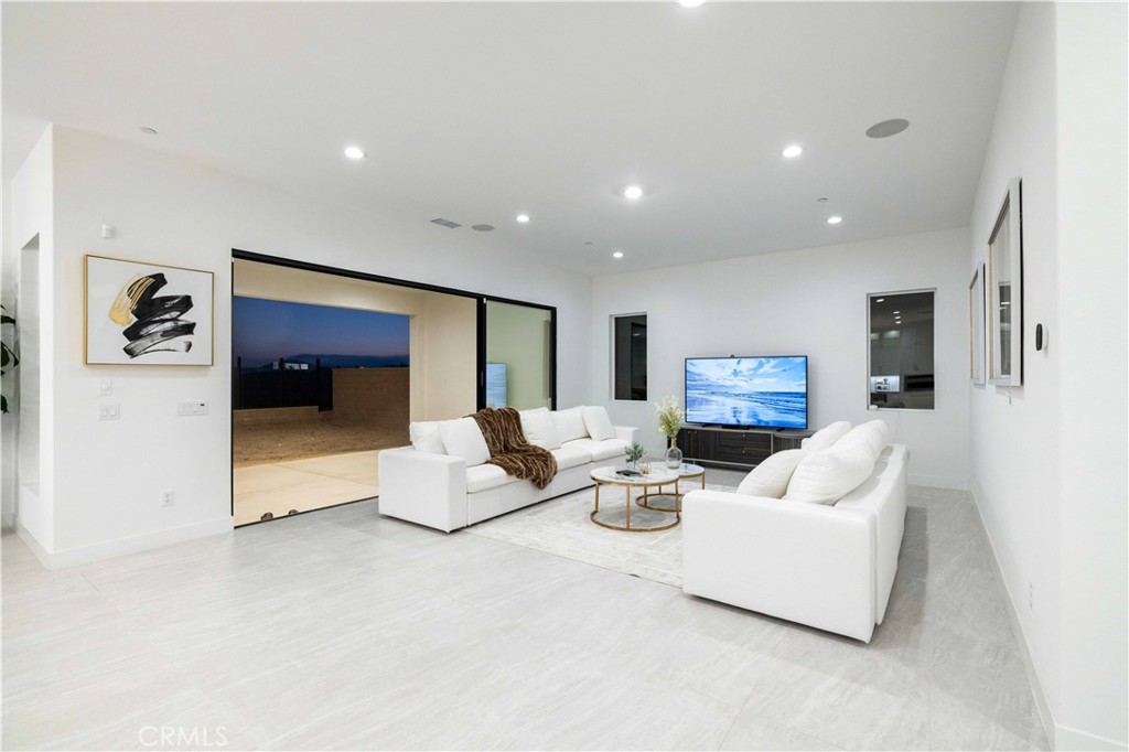 20644 Deer Grass Court Porter Ranch, CA 91326 - Photo 37 of 46