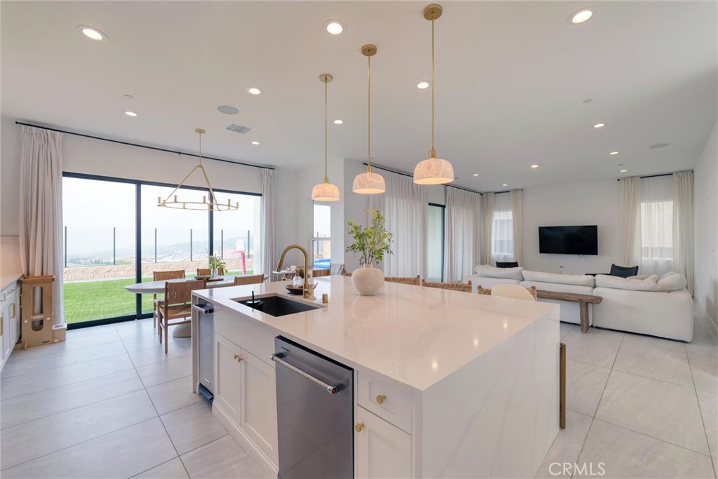 20644 Deer Grass Court Porter Ranch, CA 91326 - Photo 9 of 33