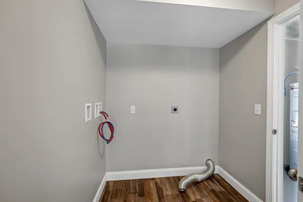 $2,200 | 259 Stage Road, Unit 4, Nottingham, NH 03290