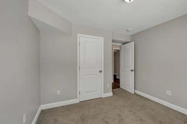 $2,200 | 259 Stage Road, Unit 4, Nottingham, NH 03290