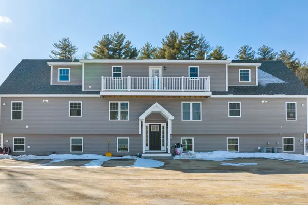$2,200 | 259 Stage Road, Unit 4, Nottingham, NH 03290