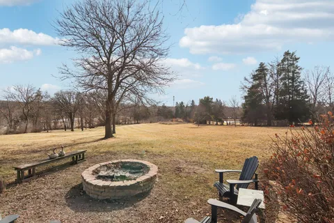 $925,000 | 635 Signal Hill Road, North Barrington, IL 60010