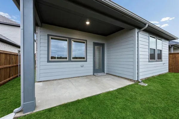 $282,990 | 858 River Lane, Lavon, TX 75166