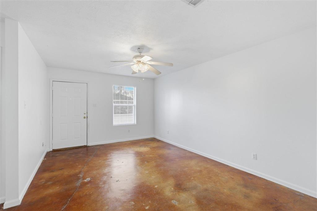 589 North Perkins Ferry Road, Unit B Lake Charles, LA 70611 - Photo 5 of 13