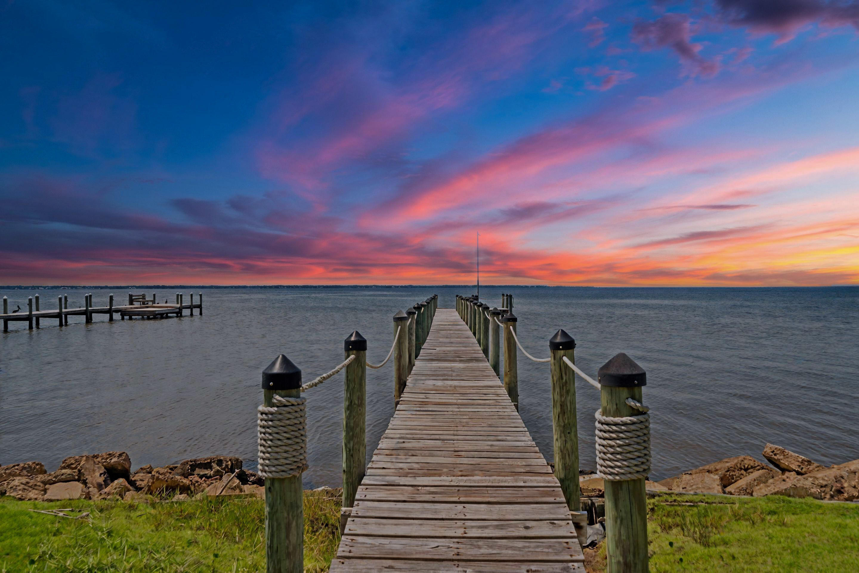 2744 Bay Grove Road Freeport, FL 32439 - Photo 40 of 45 a view of a balcony with an outdoor space