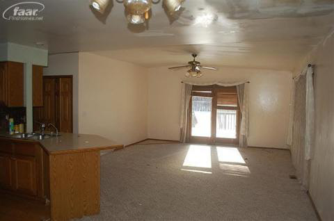 1135 Reid Road Flint, MI 48507 - Photo 9 of 17 20325291-8.JPG