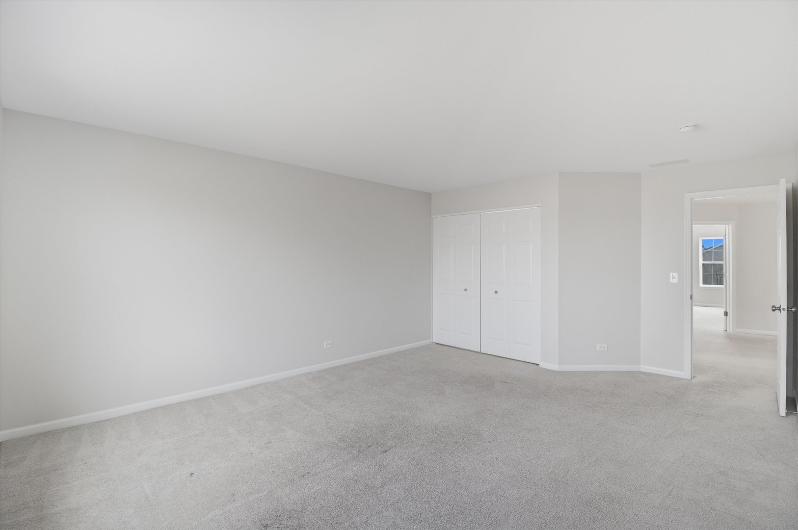 2511 Hennig Road Hampshire, IL 60140 - Photo 28 of 44 a view of an empty room