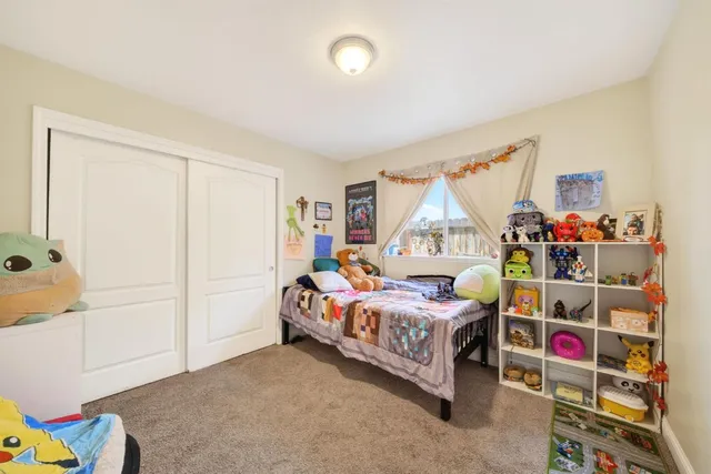 $379,000 | 914 Garland Avenue, Fresno, CA 93727