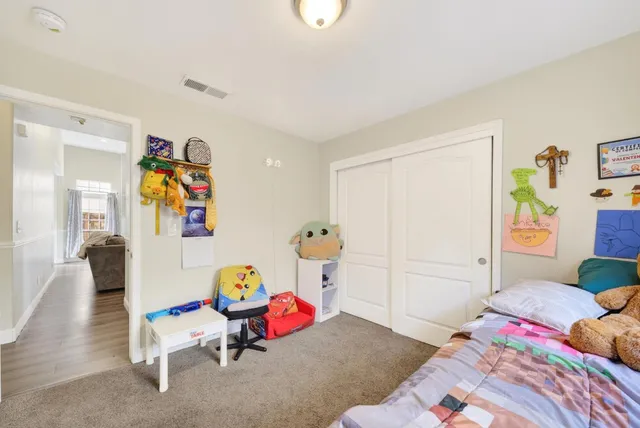 $379,000 | 914 Garland Avenue, Fresno, CA 93727