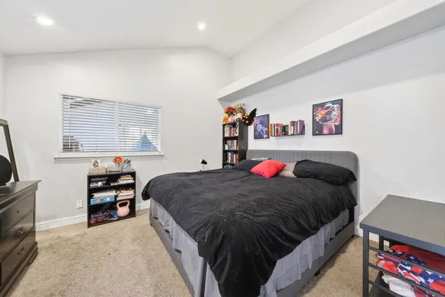 $379,000 | 914 Garland Avenue, Fresno, CA 93727