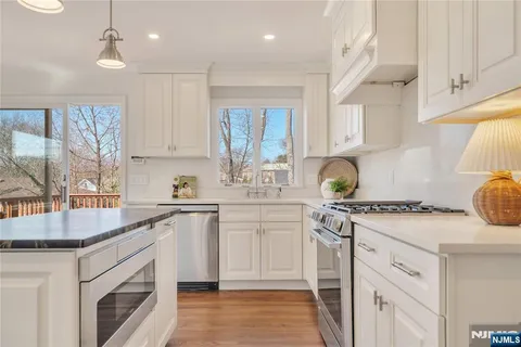 $1,495,000 | 48 Sherman Place, Ridgewood, NJ 07450