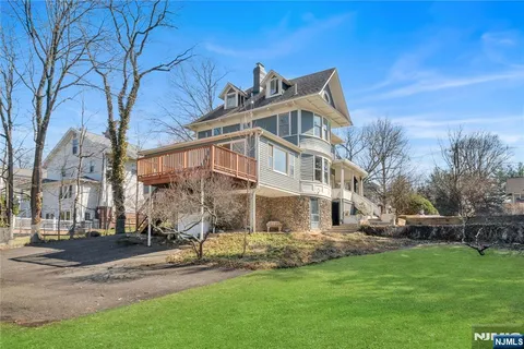 $1,495,000 | 48 Sherman Place, Ridgewood, NJ 07450