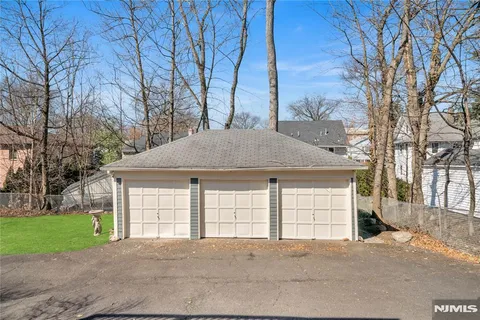 $1,495,000 | 48 Sherman Place, Ridgewood, NJ 07450