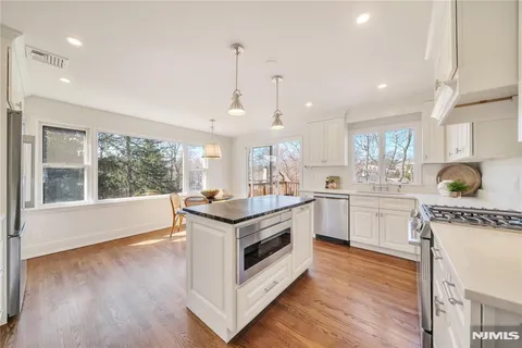 $1,495,000 | 48 Sherman Place, Ridgewood, NJ 07450