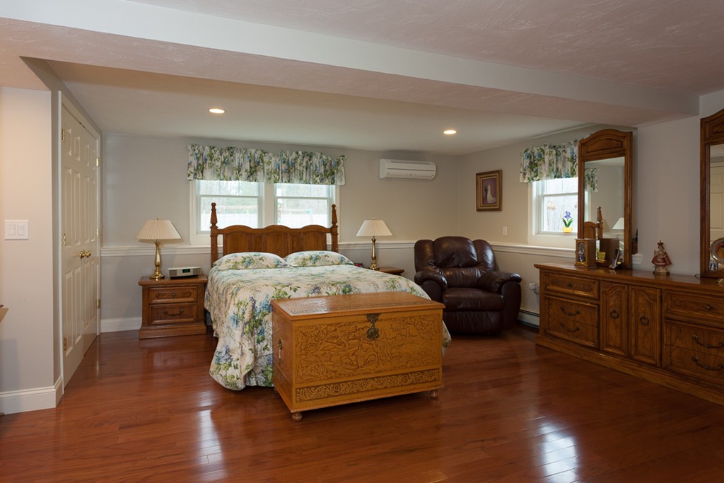 200 Temi Road Raynham, MA 02767 - Photo 8 of 28 Gallery Image 8