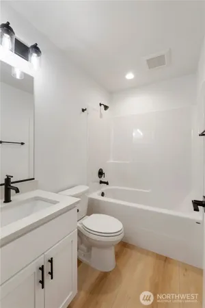 $459,990 | 117 Orchard Avenue South, Unit A, Eatonville, WA 98328