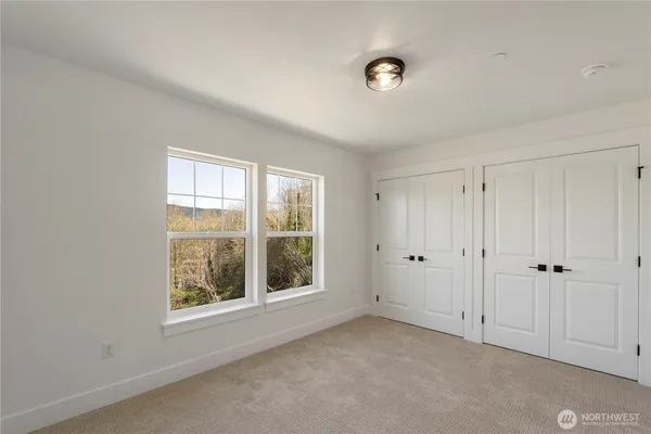 $459,990 | 117 Orchard Avenue South, Unit A, Eatonville, WA 98328