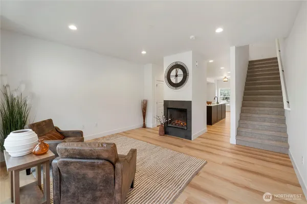 $459,990 | 117 Orchard Avenue South, Unit A, Eatonville, WA 98328